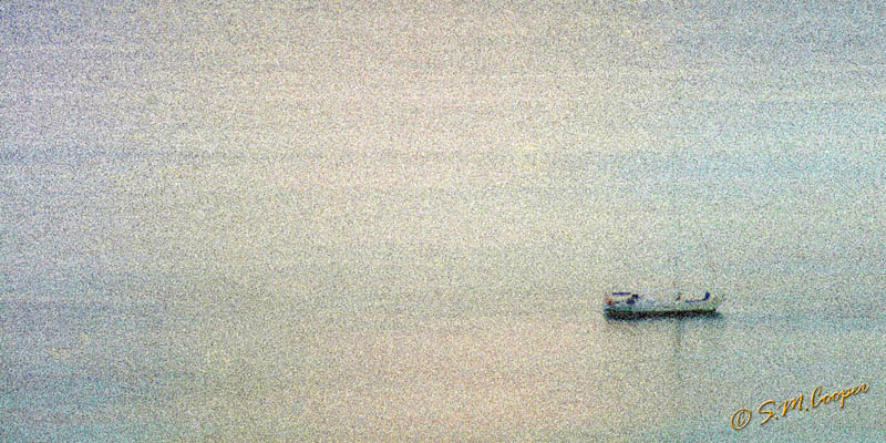 Lonely_boat_St_Martin_145-593
